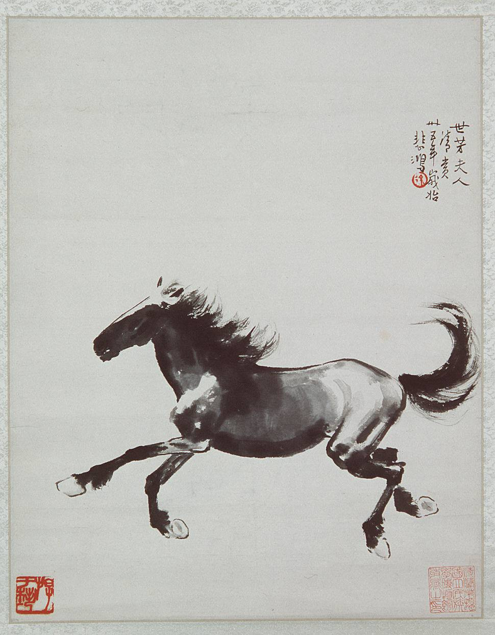 Deze inktschildering maakte deel uit van de collectie van Dr. Robert van Gulik (1910-1967), een diplomaat en sinoloog die daarnaast bekend werd als de auteur van de Rechter Ti detectivereeks. Xu Beihong droeg deze inktschildering in 1946 op aan mevrouw Shui Shi-fang, de echtgenote van Robert van Gulik. Zij hadden veel contacten in Chinese literaire en artistieke kringen. Met dank aan: Vereniging Rembrandt. (RV-5262-1) 