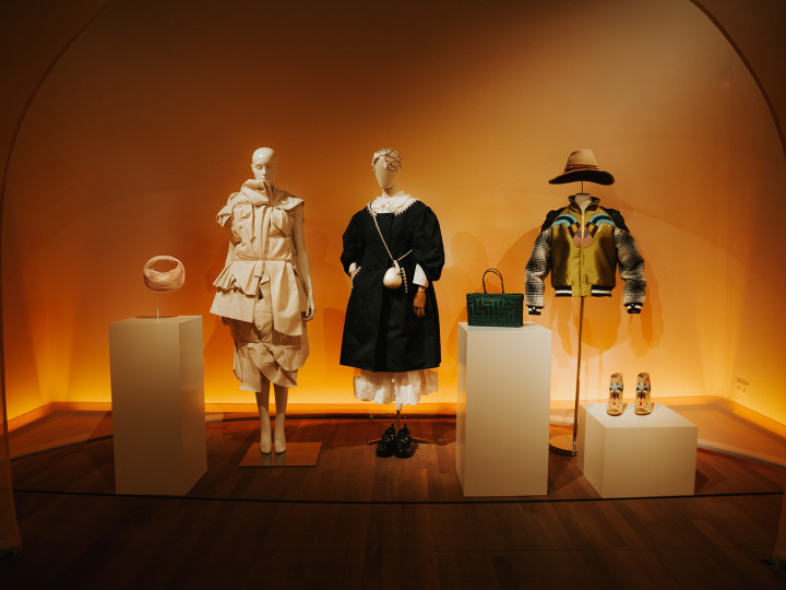 Art She Crafted kleding