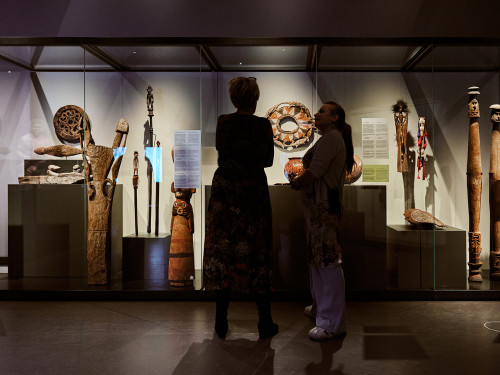 Samen naar Wereldmuseum? Neem in november gratis iemand mee!