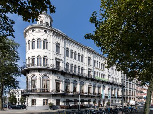 Wereldmuseum, het gebouw. foto gemaakt door Aad van Hoogendoorn